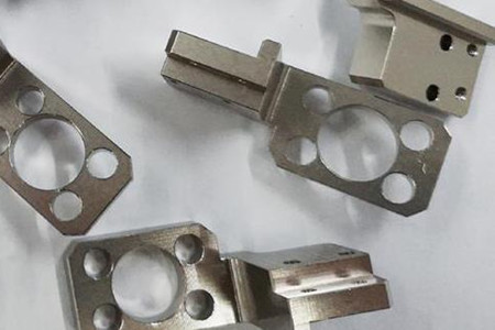 精密沖壓件應該如何保養(yǎng)好？需定期清潔！