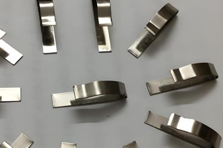 影響五金彈片價(jià)格的因素有哪些?